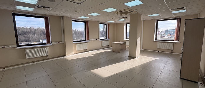 Строение 33, этаж 3, офис 243,7 м2